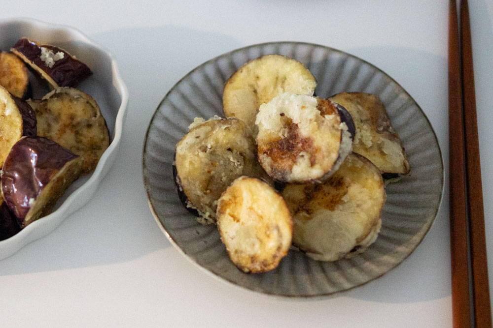 Fried eggplant with spicy-sweet sauce (Korean-Chinese style) by Ryu Soo Young