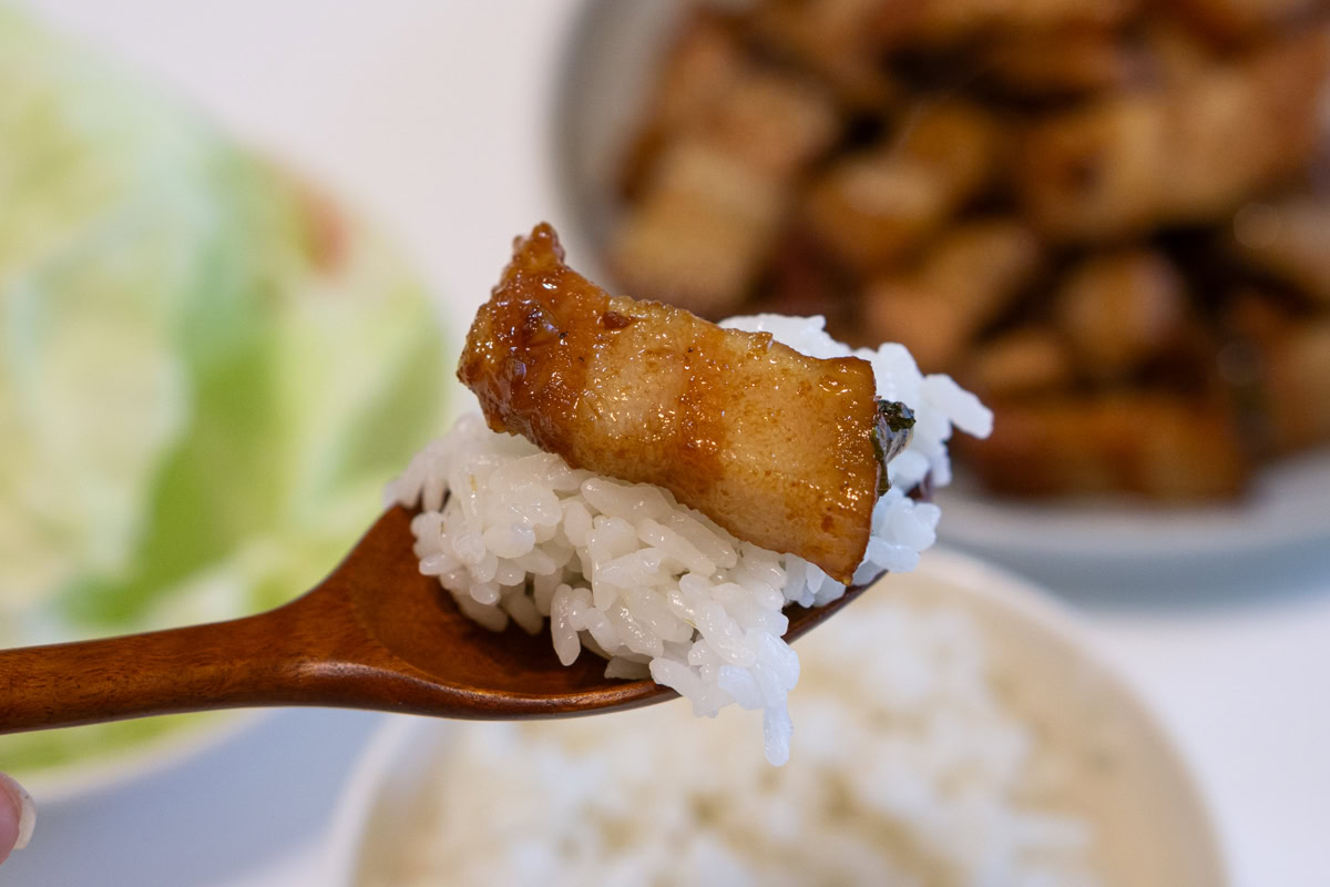 Quick Soy Sauce Braised Pork Belly (Jang TtokTtoki)