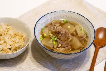 Quick Galbitang (Korean Beef Short Rib Soup) Hack with Chadolbagi